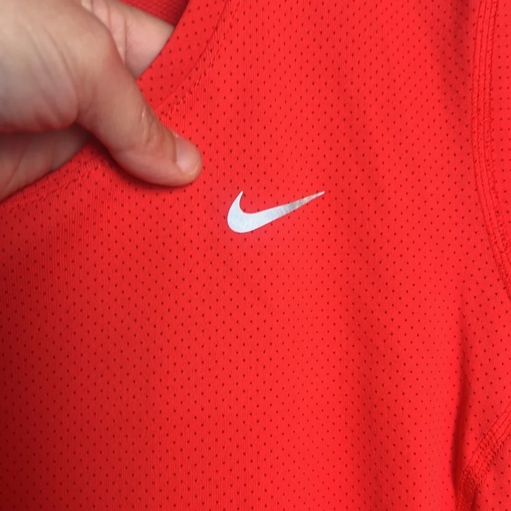 Nike Women's Bright Red Short Sleeve Tee Dri Fit Running Size XL